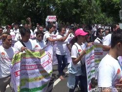 Potret Matinya Jutaan Penjual Pulsa di Indonesia