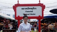 Nama mantan bintang film porno Thailand, Nong Nat ramai diperbincangkan netizen karena kabar perceraiannya yang heboh. Di Instagram, wanita 32 tahun ini kerap membagikan fotonya saat liburan. (Instagram/natkejsarin)
