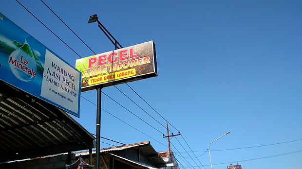 Soto Pecel? Alternatif Menu Pecel di Blitar