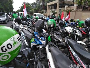 Kemenhub: Kenaikan Tarif Ditentukan Aplikator dan Ojek Online