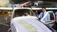 Menteri Pendidikan dan Kebudayaan (Mendikbud) Muhadjir Effendy juga sempat melakukan peninjauan ke bengkel / workshop milik SMKN 29 Jakarta.