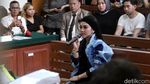 Syahrini Kece Banget di Sidang First Travel