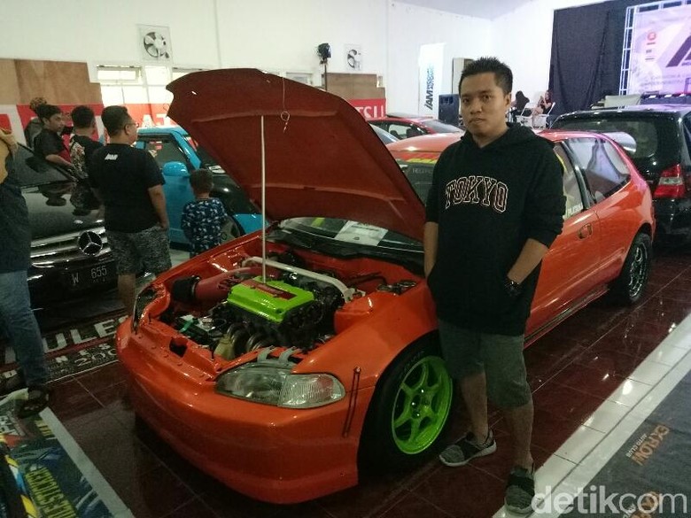 Ini Mobil Modif Drag Race yang Ikut Kejurnas Foto: Ardian Fanani/detikOto Ini Mobil Modif Drag Race yang Ikut Kejurnas Foto: Ardian Fanani/detikOto