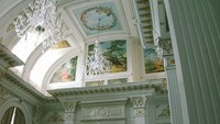 Rumah ini juga punya kasino, gereja, bioskop pribadi dan tempat parkir untuk 3 helikopter. Istimewa/Thrillist.