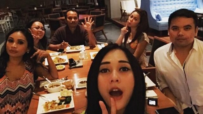 Foto: Instagram @aurakasih Foto: Instagram @aurakasih