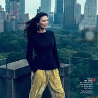 Wendi bekerja di Star TV di Hong Kong. Ia pun kembali kepincut dengan pemilik Star TV, Rupert Murdoch yang merupakan pengusaha industri TV paling sukses. Foto: Instagram