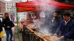 Yuk, Intip Keseruan Belanja dan Jajan Enak Pasar Muslim di Shanghai!
