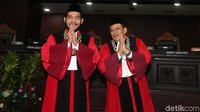Anwar merupakan Ketua MK pertama dari unsur MA. Anwar akan jadi Ketua MK sejak tahun ini hingga 2020.