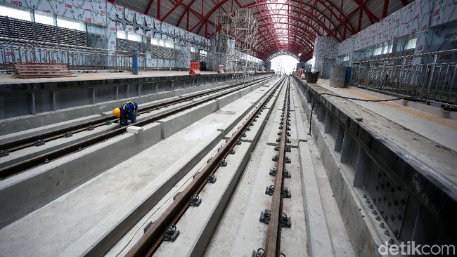 Prabowo Tuding Biaya LRT Palembang Mahal, Bagaimana di Negara Lain?