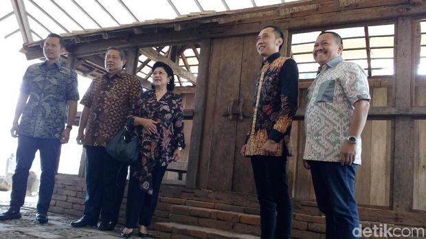 SBY-AHY Napak Tilas Majapahit di Mojokerto