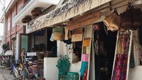 Cecillia saja sudah ke Gili Trawangan, Lombok Utara. Kamu kapan? Ini potret jalanan yang ada di sana yang dipotret olehnya (cecillimbad/Instagram)