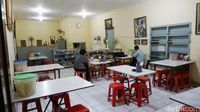 Ayam Presto Cipete: Ayam Goreng Presto dan Penyet yang Sedap Ada di Sini