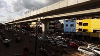 Untuk progres pengerjaan di 13 stasiun sendiri, saat ini baru mencapai 90%.