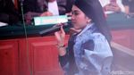 Aksi Syahrini saat Sidang, Kejambak hingga Kegerahan