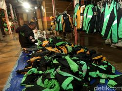 Menjamurnya Bisnis Helm dan Jaket Bekas Ojek Online
