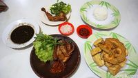 Ayam Presto Cipete: Ayam Goreng Presto dan Penyet yang Sedap Ada di Sini