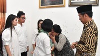 Almarhum Didit meninggalkan istri Sri Partini dan dua orang anak, Dita Andini dan Selvi Ananda. Dari dua anaknya, Didit memiliki dua orang cucu, yaitu Safiaa Aznii Purbowo dan Jan Ethes Srinarendra. (Laily Rachev-Biro Pers Setpres)