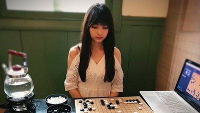 Cantik dan Cerdas, Atlet Board Game Ini Memukau Netizen
