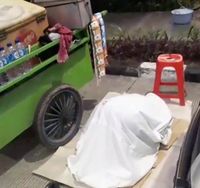 Videonya Viral, Ini Alasan Siah Salat di Pinggir Jalan