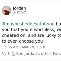 Curhat pria yang selalu dibilang tidak berharga, lemah, dan pantas diselingkuhi oleh kekasihnya. Foto: Dok. Boredpanda