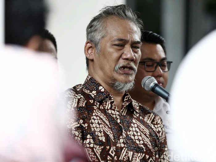Tio Pakusadewo saat ditemui di Polda Metro Jaya.