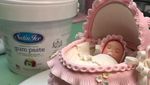 10 Shower Cake Imut dan Menggemaskan Ini Terbuat dari Fondant!