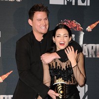 Film Magic Mike tentang penari telanjang yang pernah ia bintangi, ternyata tak berbeda jauh dengan pekerjaannya sebelum jadi terkenal. Ya, Channing Tatum pernah bekerja sebagai penari telanjang, dengan nama julukan Chan Crawford. Foto: Getty Images