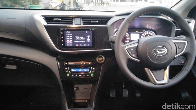 Daihatsu Sirion Berubah, Seberapa Nyaman?