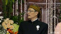 Almarhum merupakan ayah mertua Gibran Rakabuming Raka atau ayah kandung Selvi Ananda. / Foto: Dokumentasi Detikcom