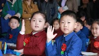 Potret anak-anak Korea Utara ketika bersekolah. 