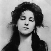 Di awal abad 20, Evelyn Nesbit adalah gadis pujaan Amerika yang wajahnya adalah keberuntungannya dan kehidupannya merefleksikan era yang penuh perjuangan, perjuangan, dan malapetaka, tulis Paula Uruburu, penulis buku biografi Evelyn, dalam bukunya, seperti dikutip BBC. (Foto: Hulton Archive/Getty Images)