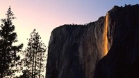 Fenomena air terjun api tersebut dapat dilihat sepanjang bulan Februari sepanjang tahun. Di tahun 2017 ini, Taman Nasional Yosemite pun ramai didatangi turis demi bisa melihat fenomena itu. (Thinkstock)