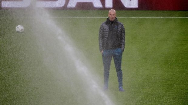 Zinedine Zidane hanya berusaha memilih pemain terbaik untuk tiap laga yang dihadapi Real Madrid.