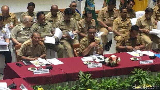 Anies hingga Airin Rapat Bahas Banjir, Sampah dan Macet
