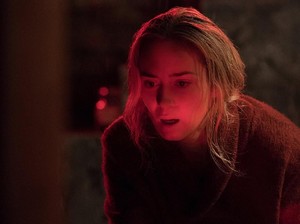 Demi Peran A Quiet Place, Emily Blunt Paksa Sutradara Pecat Artis Lain
