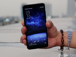 Unboxing Asus Zenfone Max Plus