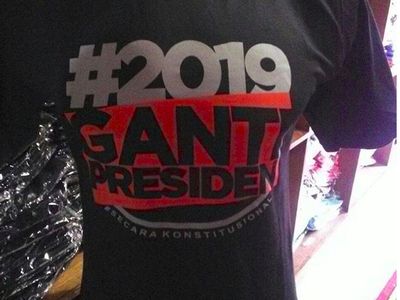 Meme Politik: Geger #2019GantiPresiden