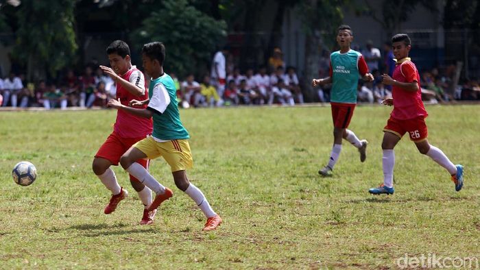 Seleksi pesepakbola di SKO Ragunan (Agung Pambudhy/detikSport) Seleksi pesepakbola di SKO Ragunan (Agung Pambudhy/detikSport)
