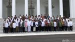 Momen Jokowi dan Ulama Berfoto ala Kabinet di Istana