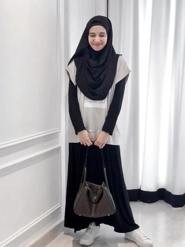 Tips Tetap Tampil Gaya Tanpa Baju Baru saat Lebaran dari Zaskia Sungkar