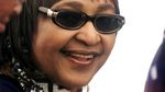 Sosok Winnie Ibu Bangsa yang 38 Tahun Dampingi Nelson Mandela