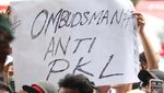 PKL Tanah Abang Geruduk dan Gelar Lapak di Ombudsman