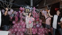 2 April adalah hari spesial bagi Celine Evangelista. Sebab Caline diberikan kejutan manis oleh Stefan Wiliam di hari ulang tahunnya. Foto: Dok. Instagram/stefannwilliam