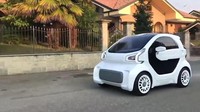Mobil listrik yang disebut LSEV itu bisa dicetak dalam 3 hari, kecuali sasis dan jok yang masih butuh komponen dari pemasok otomotif biasa. Mobil disebutkan sanggup berjalan sampai 150 km dengan kecepatan maksimum 70 km per jam. Foto: Pool (Internet)