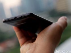 Unboxing Asus Zenfone Max Plus