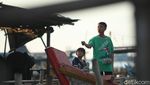 Melihat Keceriaan Anak-anak di Pesisir Muara Angke