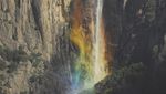 Foto: Air Terjun Api yang Hanya Ada di Februari