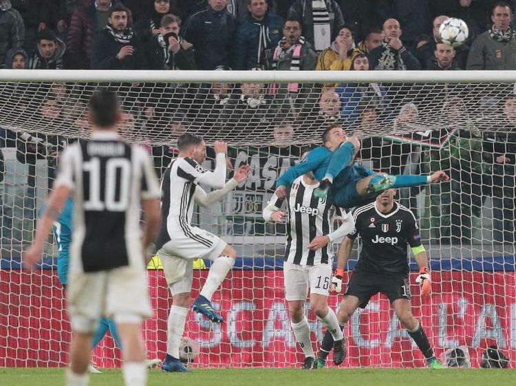 Foto: Parade Gol Cantik Cristiano Ronaldo
