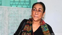 Hal tersebut memancing banyak respon termasuk dari beberapa selebriti seperti Kartika Putri dan Pipik. Pool/Ismail/detikFoto.