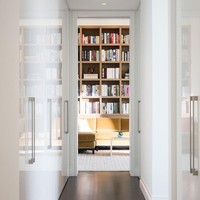 Lantai penthouse dibuat dari kayu oak solid, serta beberapa ruangan berlapis marmer yang mewah. Foto: Dok. Insider & DBOX for CIM Group/Macklowe Properties